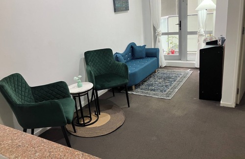 Newton Apartment | Lovely apartment with WiFi in vibrant central Auckland