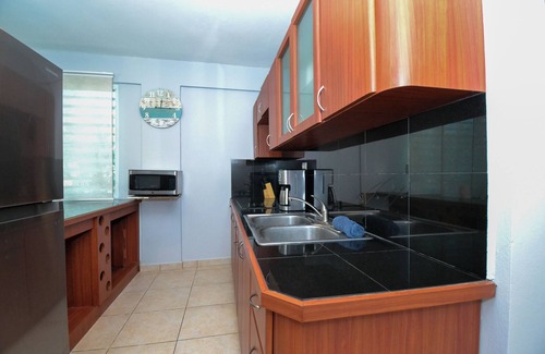 Aguadilla House | Lovely Beach Apartment close to Rincon, Puerto Rico - powered by solar energynn