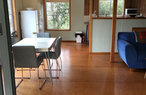 Tomakin House | Lovely beach cottage - 5 minute easy walk to beach