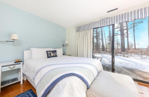 Williamsburg Apartment | Lovely Beachside Studio at The Shores 5679