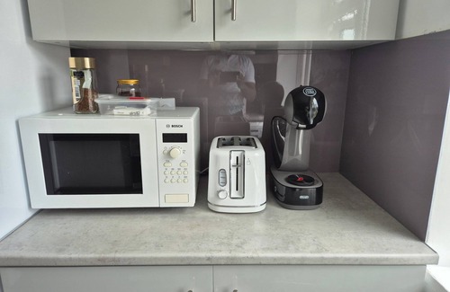Borehamwood Apartment | Lovely & Beautiful 2 Bed-Apartment in Borehamwood