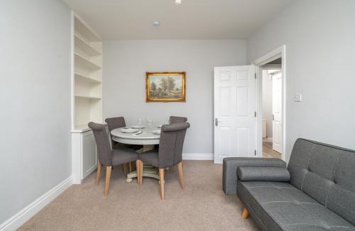 New Cross Apartment | Lovely & Bright 1 Bedroom Flat in London's Zone 2