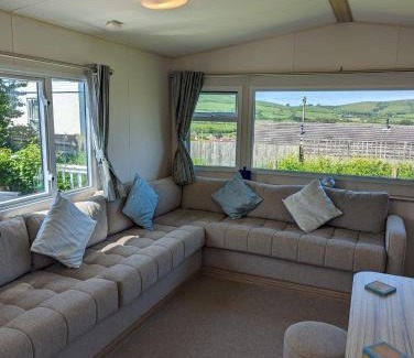 Swanage Resort | LOVELY BRIGHT MODERN CARAVAN SWANAGE on PEACEFUL AND TRANQUIL HOLIDAY PARK