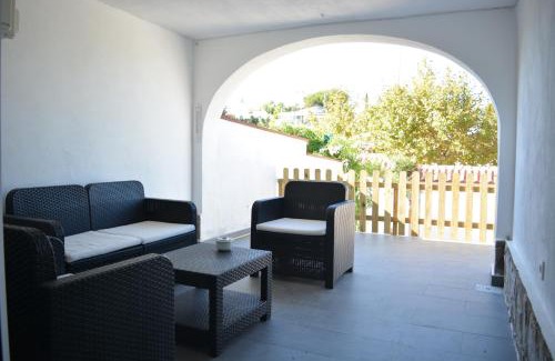 Los Balcones House | Lovely bungalow for four close to beach and city in Torrevieja