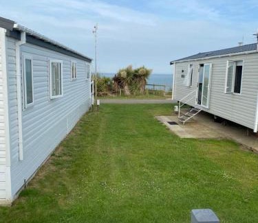 Pakefield Other | Lovely Caravan With Seaviews, Wi-Fi And Decking Near Pakefield Beach Ref 68040Cr