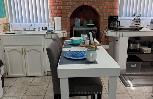 Ensenada Apartment | Lovely Casita, Quality Lodging by the Beach.