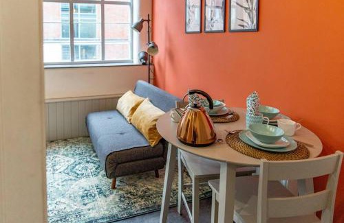 Sheffield Apartment | Lovely Central 1 Bed Apartment Sleeps 4