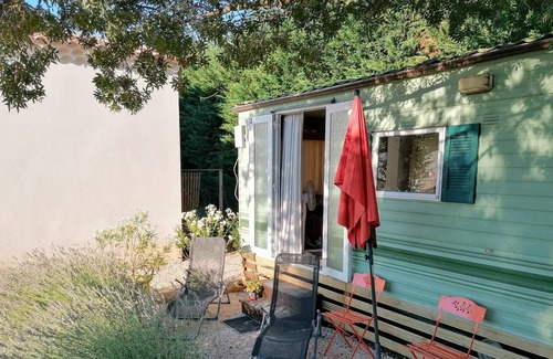 Boisset-et-Gaujac House | lovely comfortable mobile home, ideally located and family friendly holiday ho
