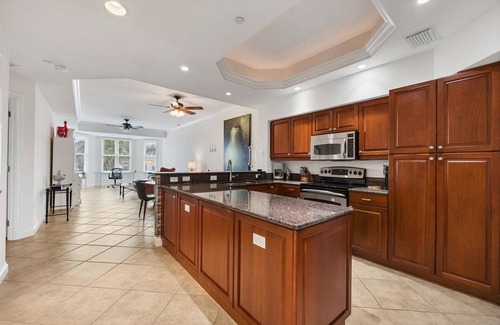 Braden River Condo | Lovely condo in the heart of the DOWNTOWN Lakewood Ranch