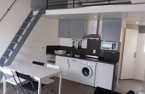 La Madeleine Apartment | Lovely contemporary studio near the beach (6)