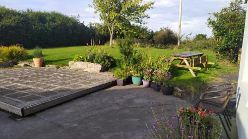 Keadue Apartment | Lovely cosy cottage close to Atlantic beaches