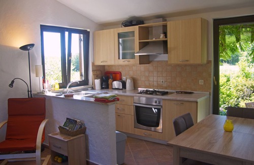 Baderna Cottage | Lovely cottage with large pool in gorgeous, landscaped garden