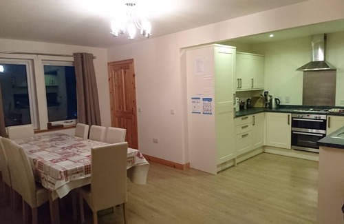 Waternish Cottage | Lovely cottage with views of Loch. Near to Neist Point light house. Sleeps 8.