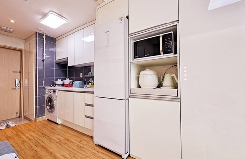 Samseong-dong Apartment | lovely cozy apartment&extraordinary space of Seoul Gangnam [min 30day stay only]