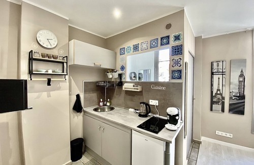 Le Piol Apartment | Lovely & cozy duplex heart of Nice with bathtub!