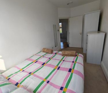 Kilburn House | Lovely double bed room
