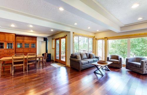 Oak Grove House | Lovely dwelling with riverfront views, large deck, grill, & patio seating
