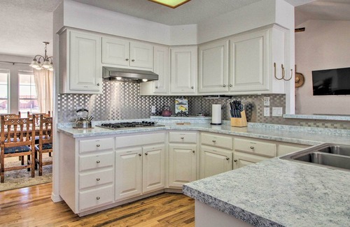 Edgewood House | Lovely Edgewood Home ~ 34 Mi to Albuquerque!