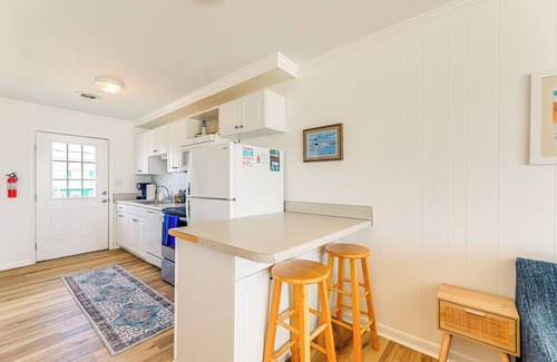 Indian Beach House | Lovely Emerald Isle Beach House - Steps to Beach!