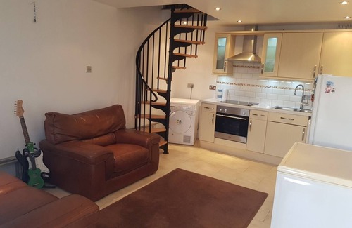 Eltham South Villa | Lovely Family House in Sidcup