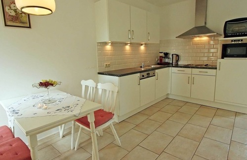 Beertsenhoven House | Lovely Farmhouse in Wijlre near Forest