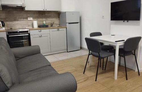 Varazdin Apartment | Lovely flat, city center with free parking