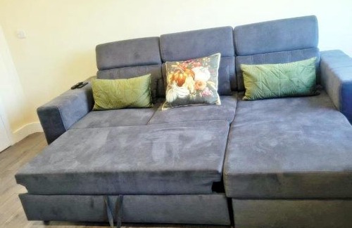 Preston Apartment | Lovely flat in Preston with two bedrooms