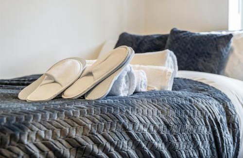 Redhill Apartment | Lovely flat near Gatwick Airport