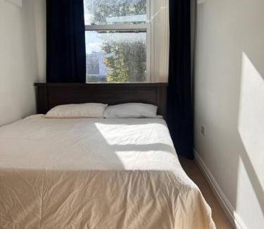 West Kensington Apartment | Lovely flat near Holland Park