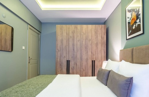 Osmanbey Apartment | Lovely Flat with Superb Location in Nisantasi