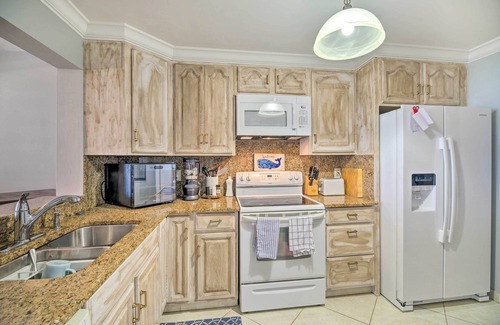 Fort Pierce Shores Condo | Lovely Fort Pierce Condo, Walk to Beach!