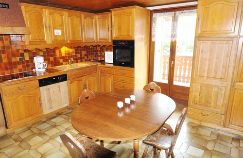 La Chapelle-d'Abondance Apartment | Lovely apartment for 6 people with WIFI, TV, terrace and parking