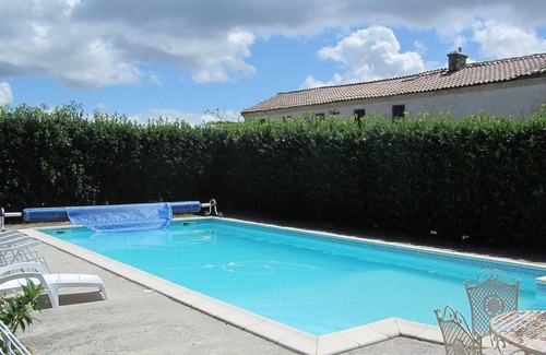 Saint-Bonnet-sur-Gironde House | Lovely Family House With Private Pool