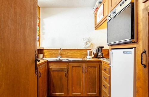 Le Bettex Apartment | Lovely apartment for 5 people with WIFI, pool, TV, balcony and parking