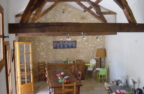 Saint-Martin-des-Combes House | Lovely house in a green setting in Perigord Purple - ideal for children