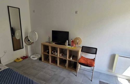 Saint-Michel-sur-Orge Apartment | Lovely, fully-equipped apartment, 10-minute walk from the station