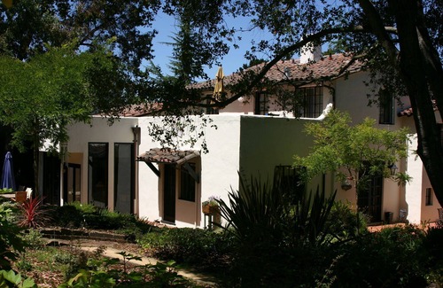Stanford House | Lovely Furnished Stanford Campus Home for 1-2 Months Spring 2025