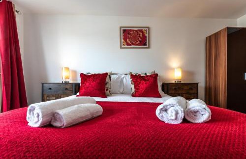 Willesborough Apartment | Lovely Gem Flat in Ashford near shopping outlets and central town area