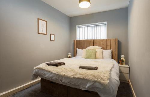 Rotherham Apartment | Lovely Getaway Apartment: Two-Bedroom in Rotherham
