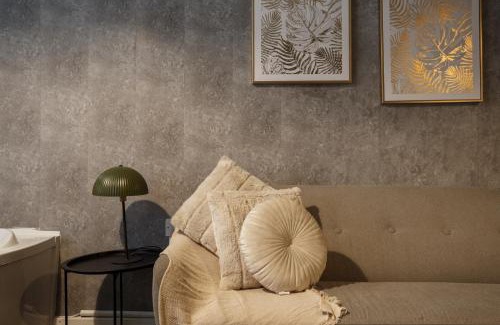 Rotherham Apartment | Lovely Getaway Apartment: Two-Bedroom in Rotherham