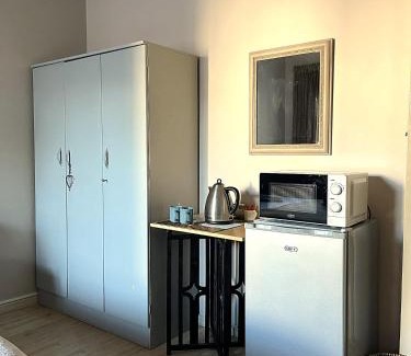 Welgemoed Apartment | Lovely Guest Suite for Family of 4
