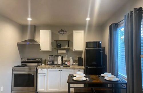 Pumpkin Center House | Lovely Guesthouse