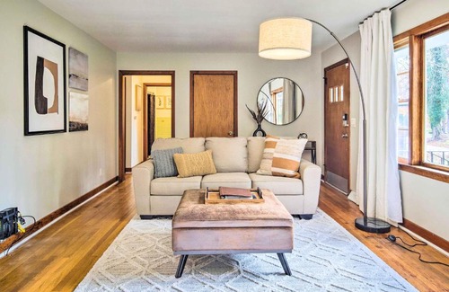 Hendersonville House | Lovely Hendersonville Home, Near Parks!