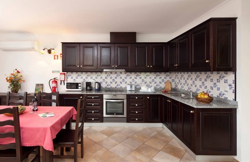 Figueiro dos Vinhos House | Lovely holiday cottage, peaceful, wonderful pool, close to Coimbra