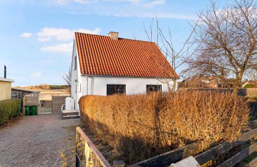 Ronne House | Lovely Holiday Home In Idyllic Surroundings