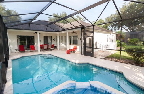 Ridgewood Lakes Villa | Lovely Holiday Home With Private Pool & Jacuzzi