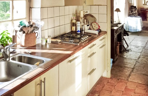 Les Baux-de-Provence House | Lovely home in Les Baux De Provence