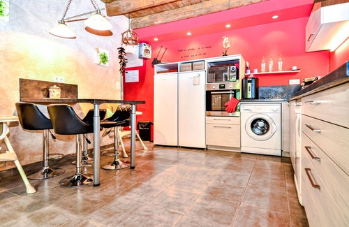 Pont-Saint-Esprit House | Lovely home in Pont-Saint-Esprit