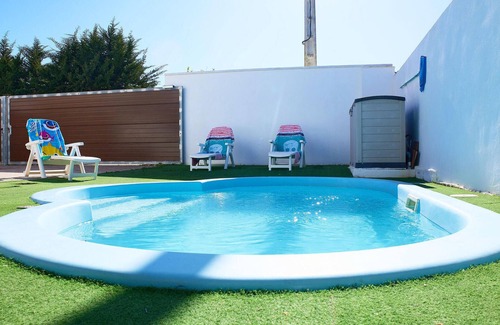 Brena y Marismas de Barbate Natural Park House | Lovely home in Barbate with WiFi
