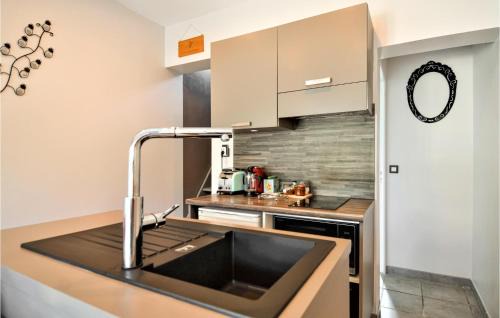 Beaucaire House | Lovely Home In Beaucaire With Wifi